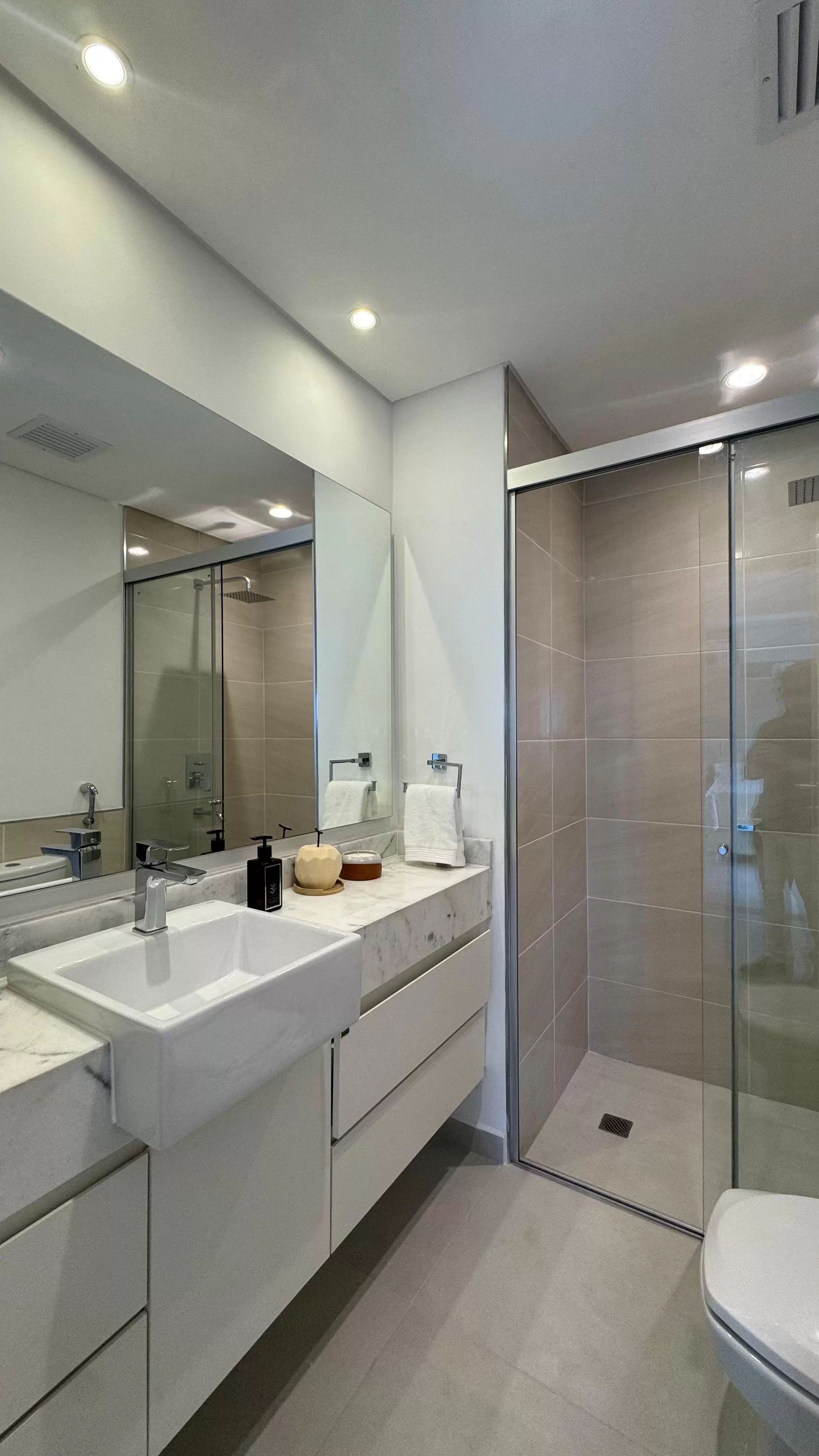 Departamento a estrenar en Fortaleza Molas López, 2 dormitorios, amenities.