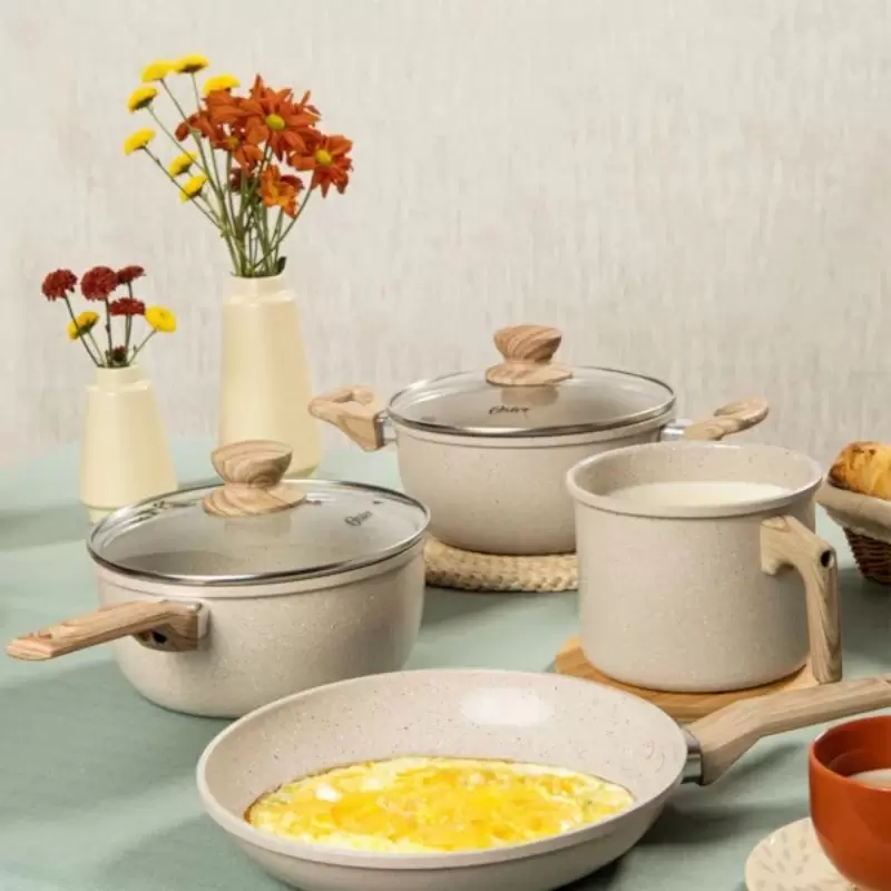 Set de Ollas Oster 4 Piezas: Elegancia y Funcionalidad