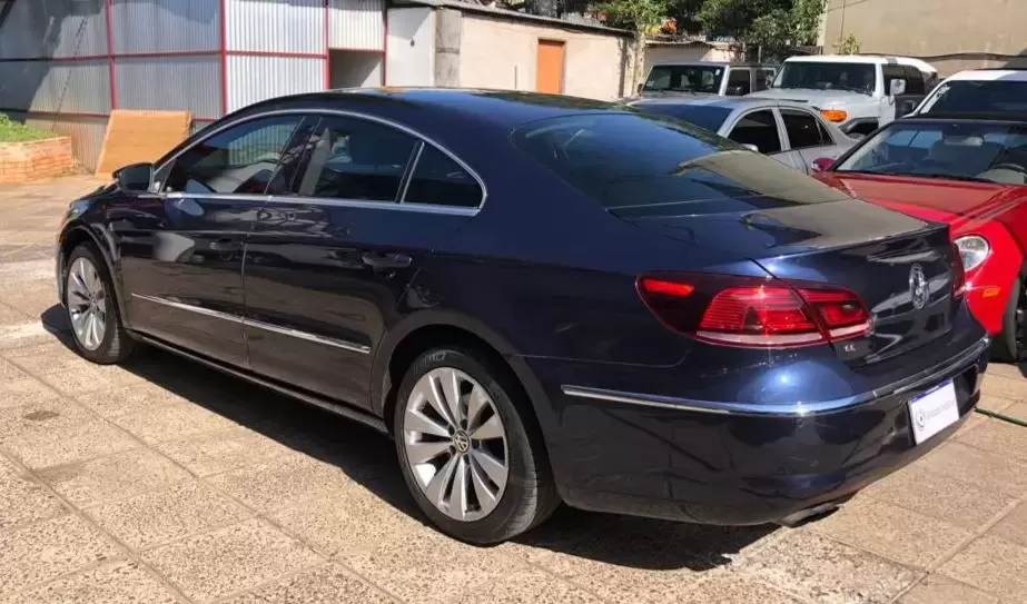 Volkswagen Passat CC 2012 en Globalmotors: Elegancia y rendimiento combinados