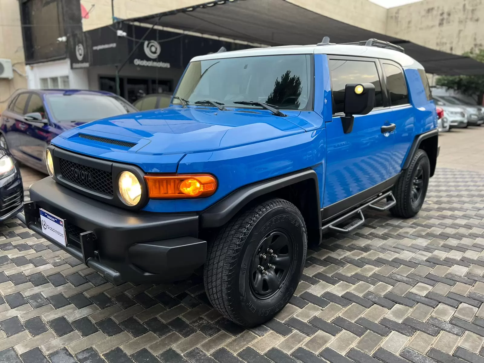 Toyota FJ Cruiser 4×4 2007 en Globalmotors: Potencia todoterreno icónica.