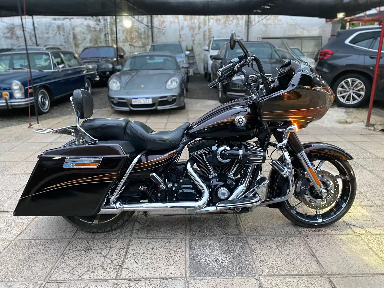 Harley Davidson CVO Road Glide 2012 en Globalmotors, Asunción, Paraguay