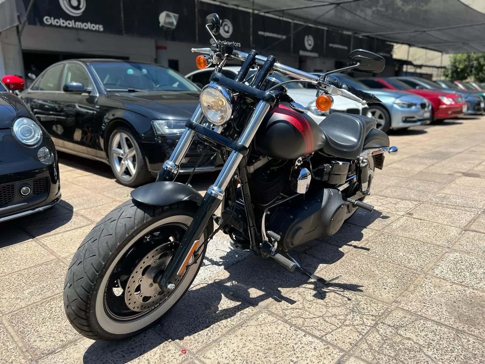 Harley Davidson Dyna Fat Bob 2014 en Globalmotors: Potencia y estilo.