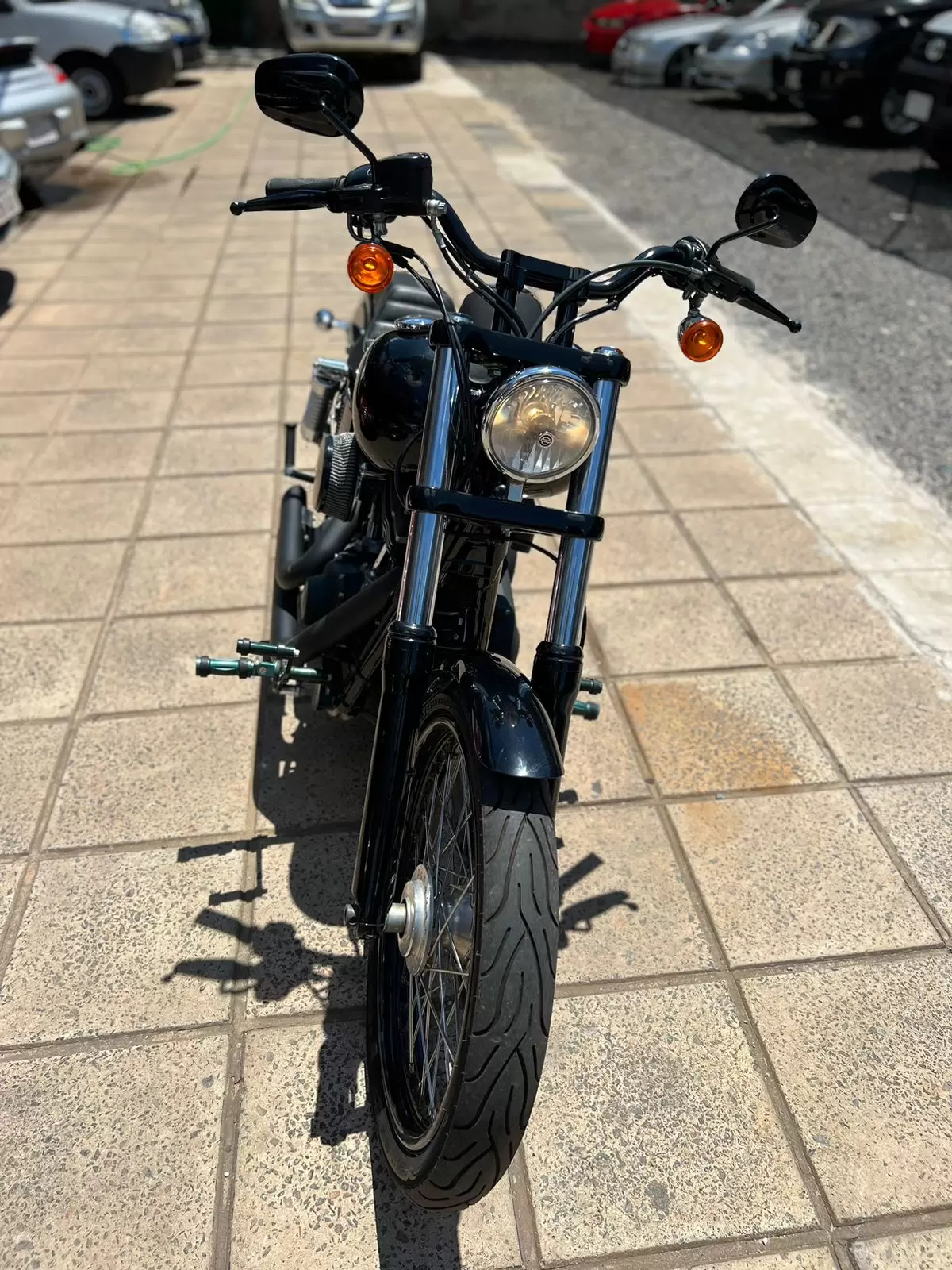 Harley Davidson Dyna Street Bob 2015 en Globalmotors: Potencia y estilo.