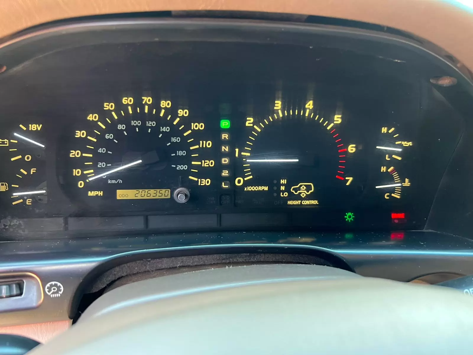 Lexus LX470 Land Cruiser 2000 en Globalmotors: Lujo y potencia.