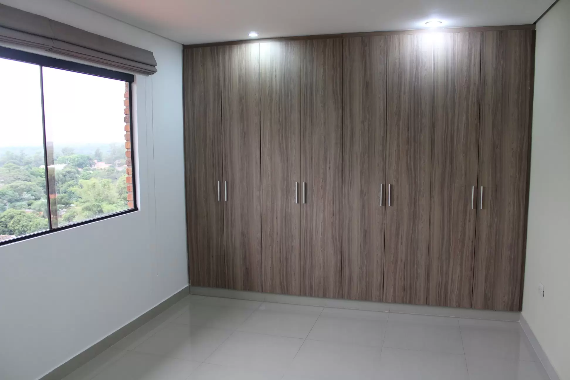 Departamento Moderno 83m2, 2 Parkings, Zona Primer Presidente, Alquiler