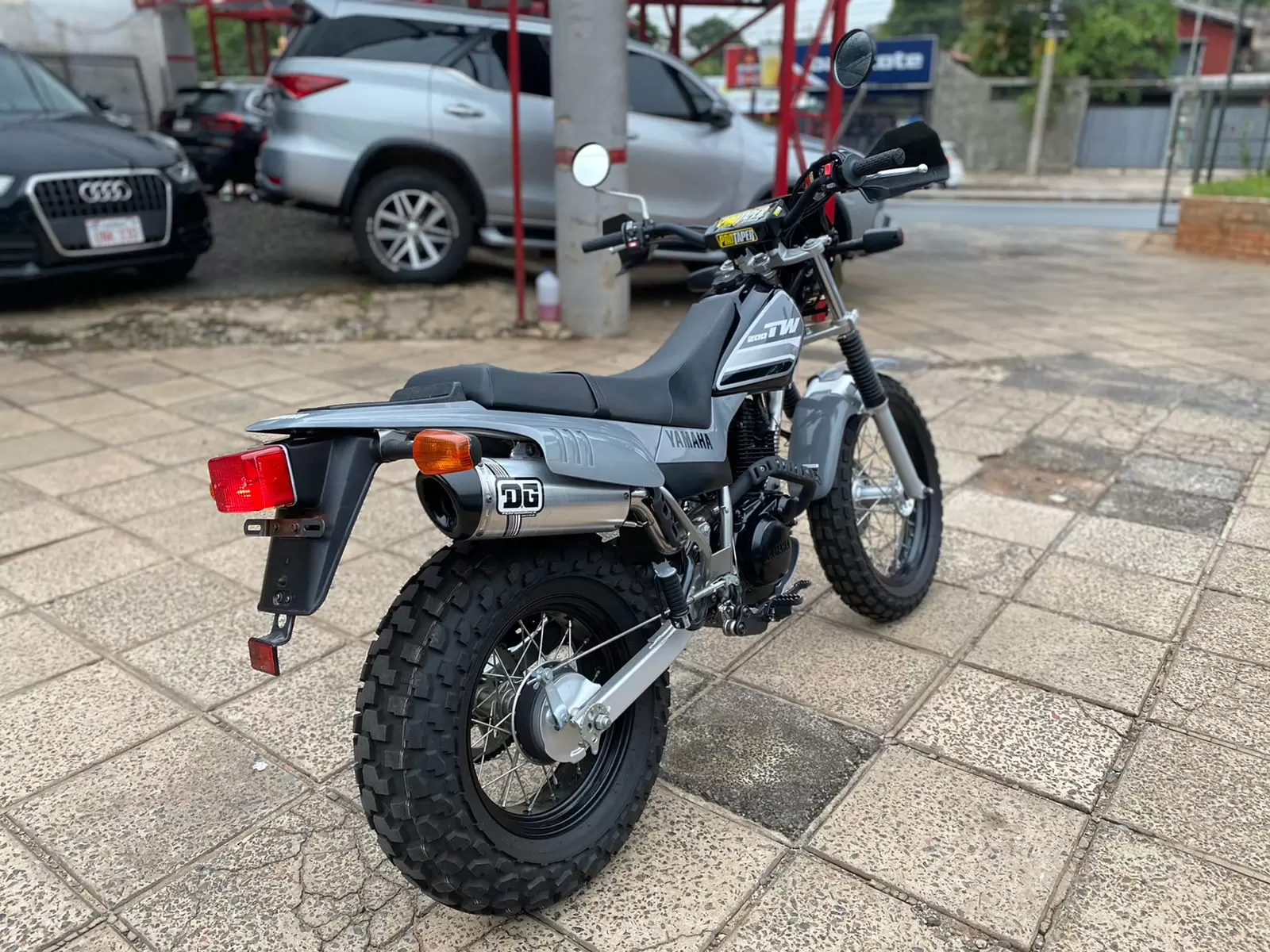 Yamaha TW 200 Dual Sport 2021 en Globalmotors: ¡Conquista cualquier camino!