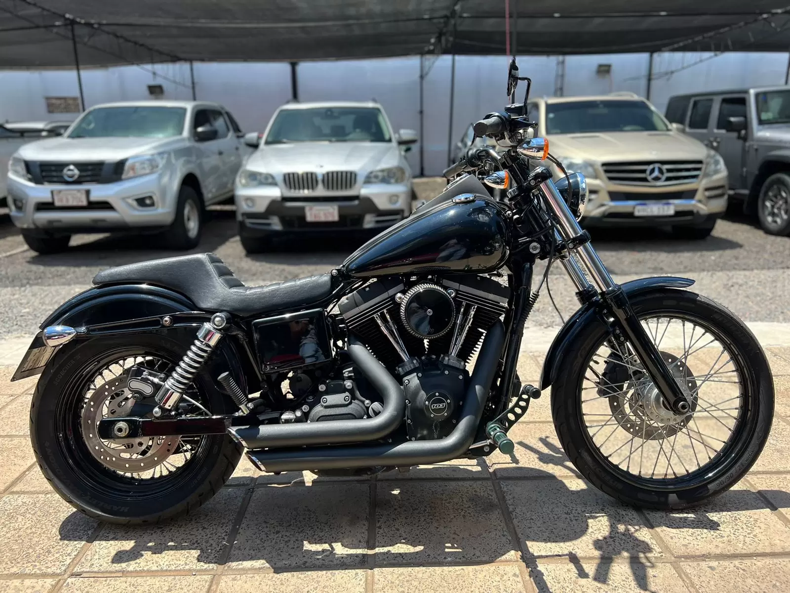 Harley Davidson Dyna Street Bob 2015 en Globalmotors: Potencia y estilo.