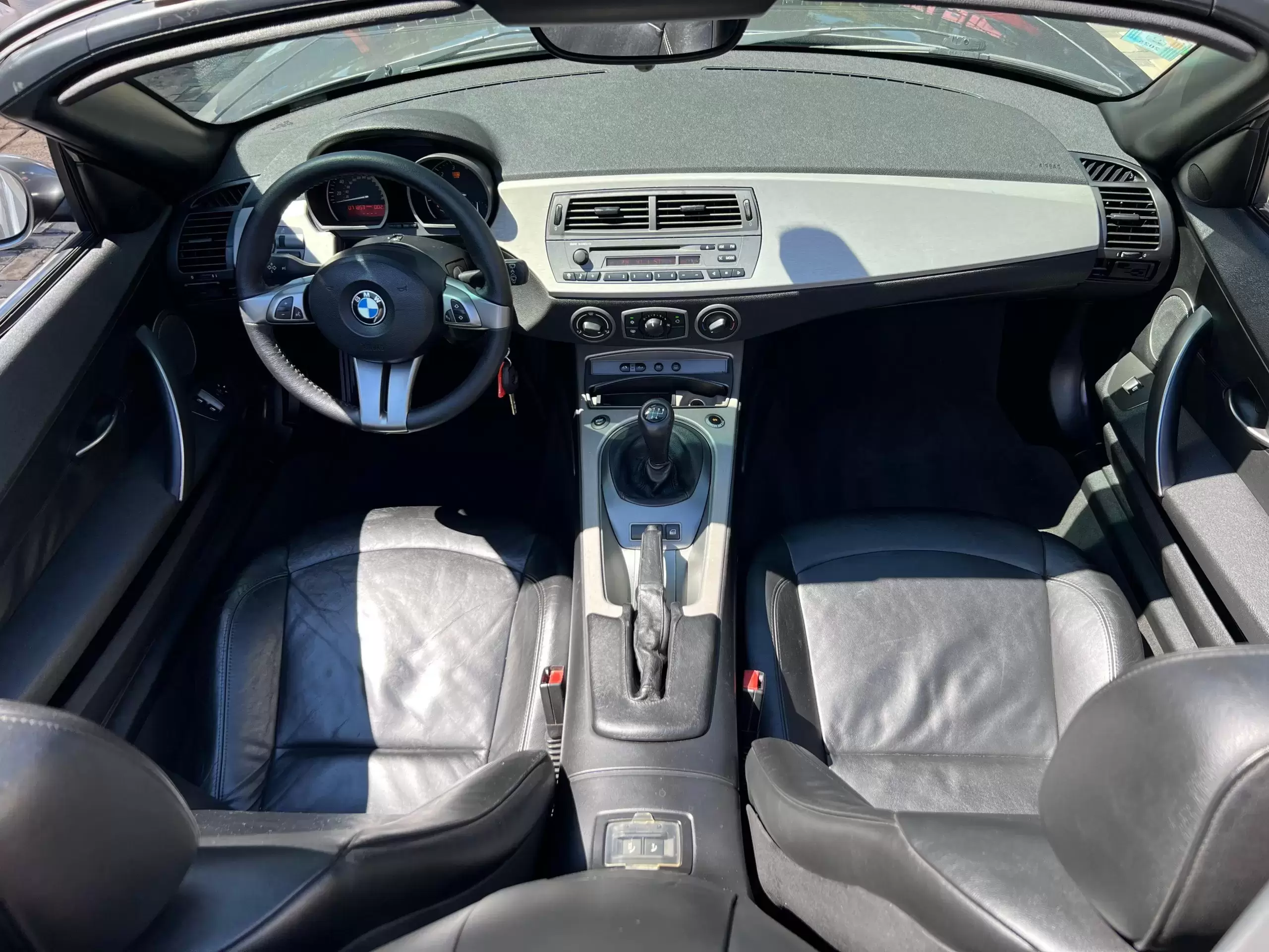 : BMW Z4 Roadster 25i 2004 en Globalmotors, Asunción, Paraguay.