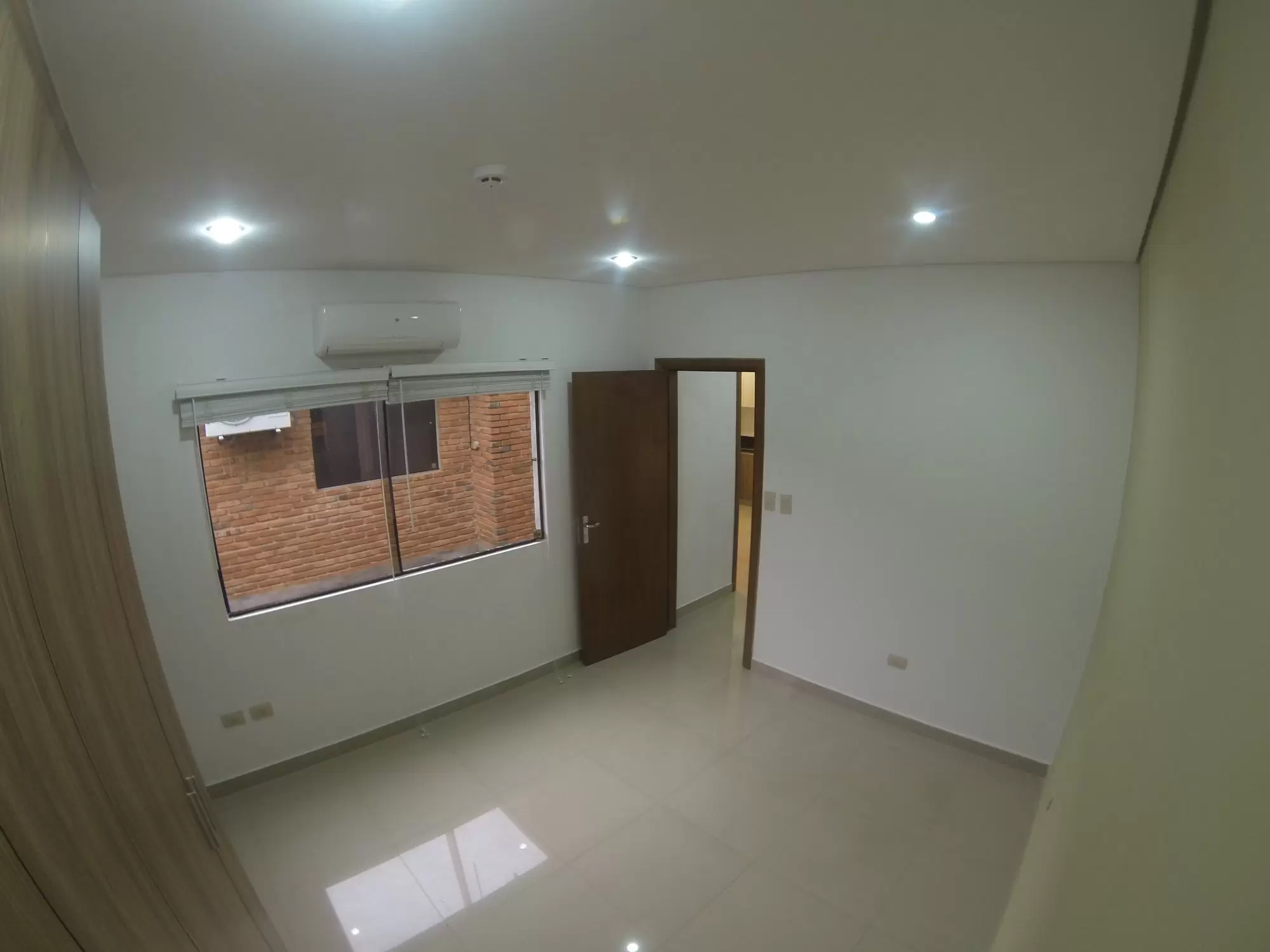 Departamento Moderno 83m2, 2 Parkings, Zona Primer Presidente, Alquiler