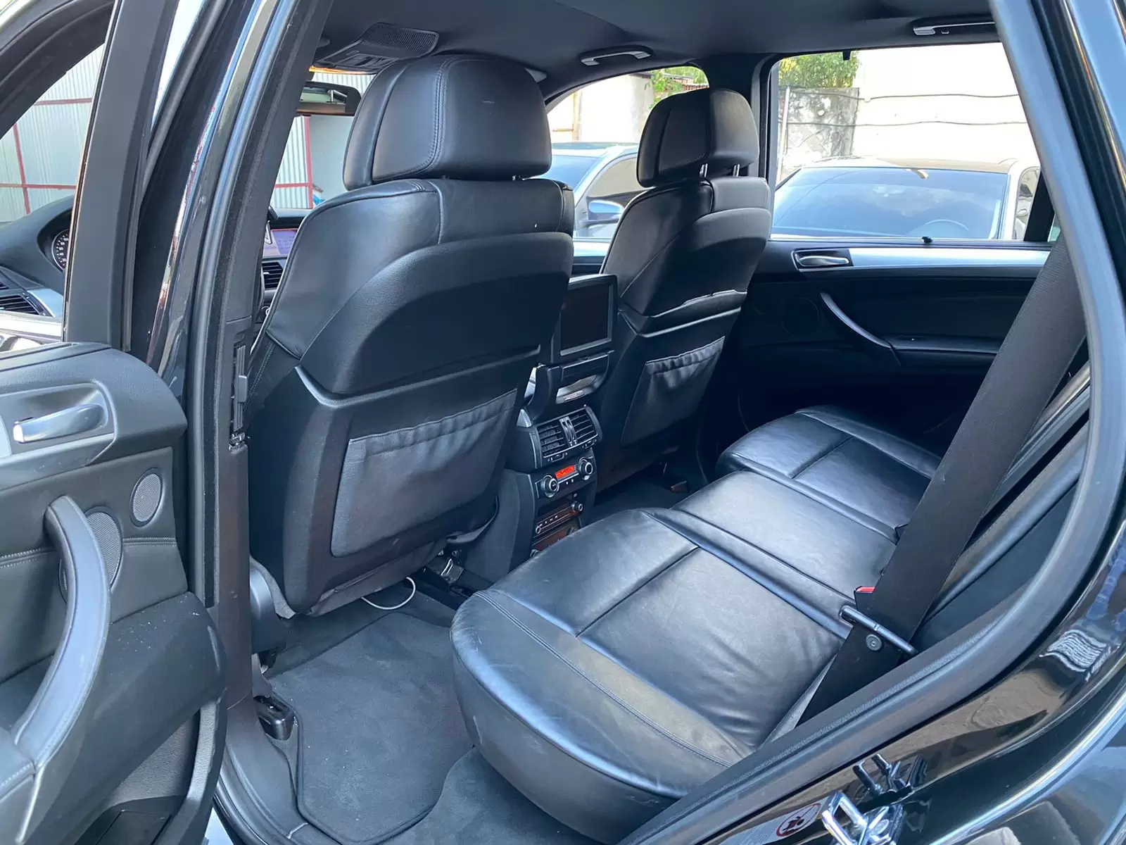 BMW X5 Look M 2009 en Globalmotors: lujo, potencia y elegancia.