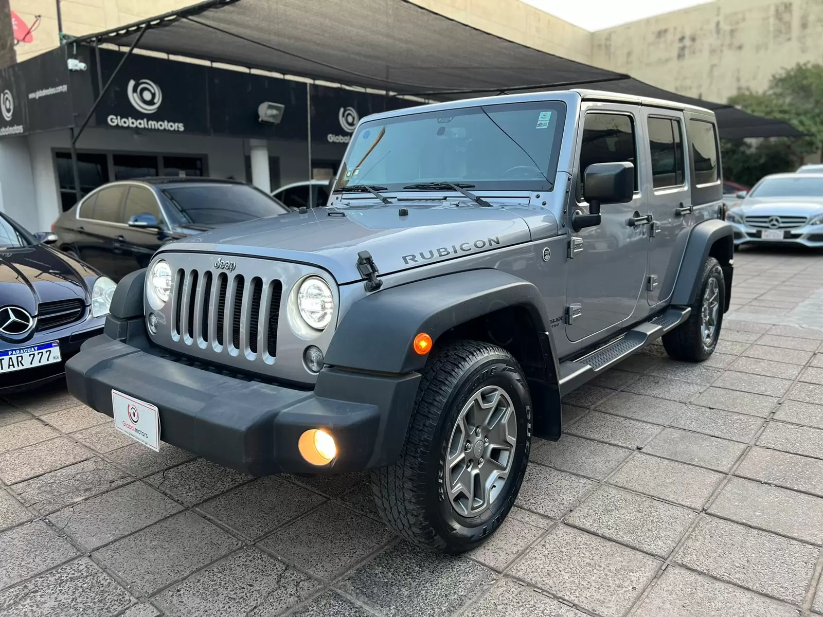 Jeep Rubicon 4×4 2016 - Todo terreno de alto rendimiento
