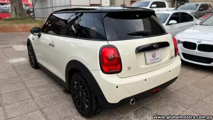 Mini Cooper 2018 en Globalmotors: Estilo, rendimiento y diversión en uno.