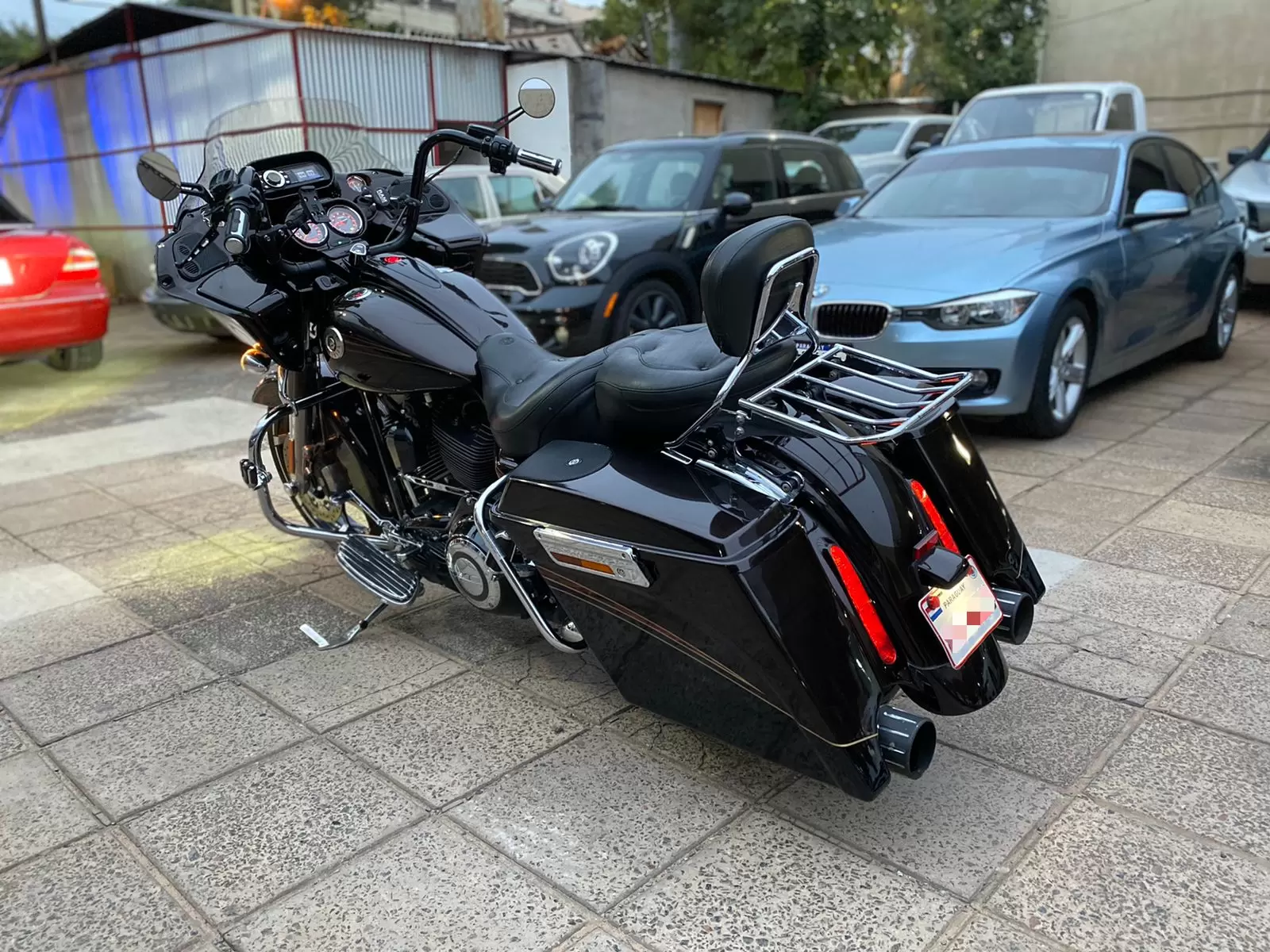 Harley Davidson CVO Road Glide 2012 en Globalmotors, Asunción, Paraguay