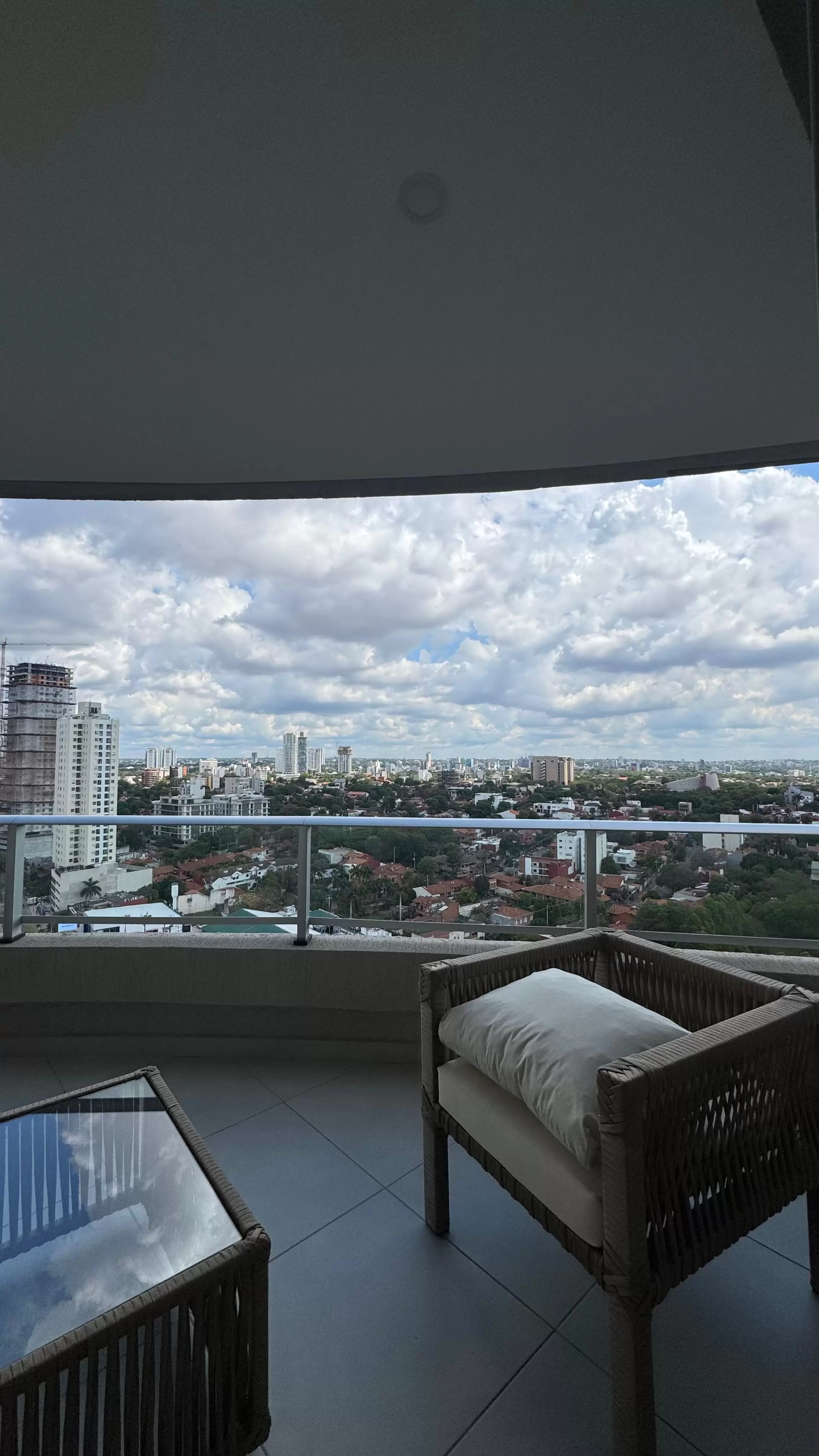 Departamento a estrenar en Fortaleza Molas López, 2 dormitorios, amenities.