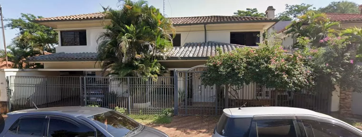 Casa en Recoleta, 4 dormitorios, piscina, quincho y cocheras