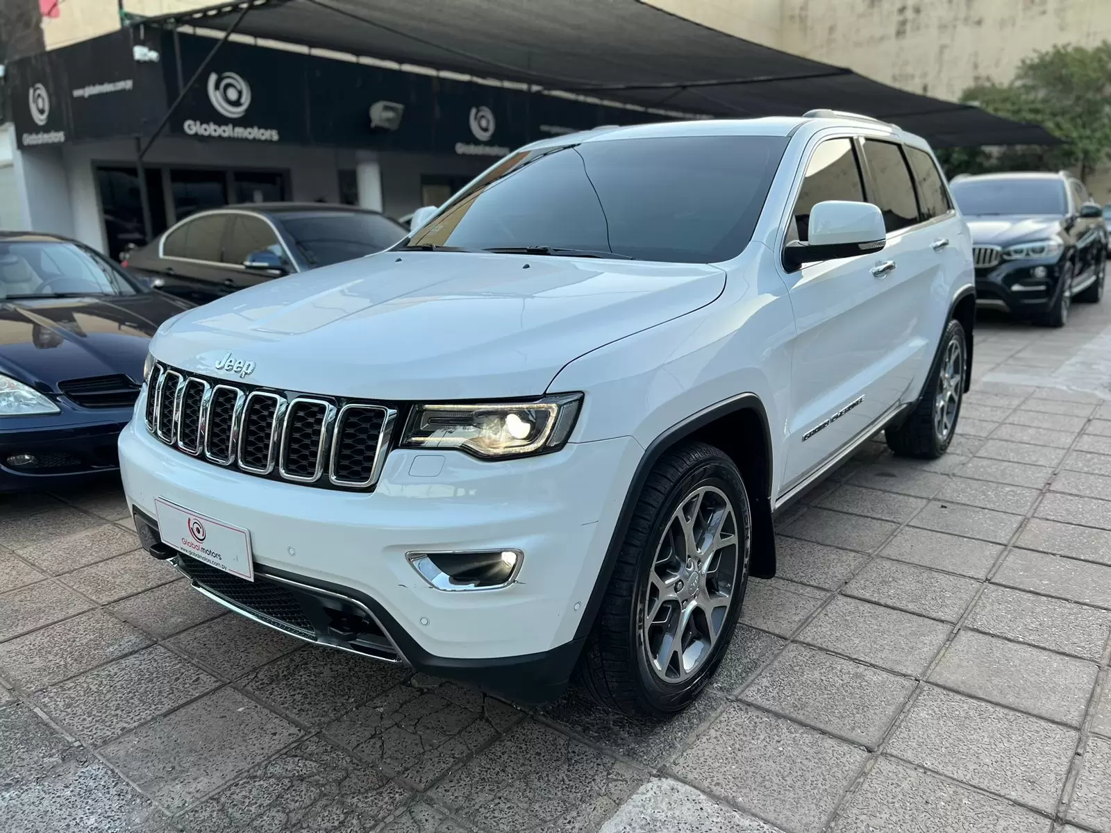 Jeep Grand Cherokee Limited 4×4 2019 en Globalmotors, Asunción. ¡Descúbrelo!