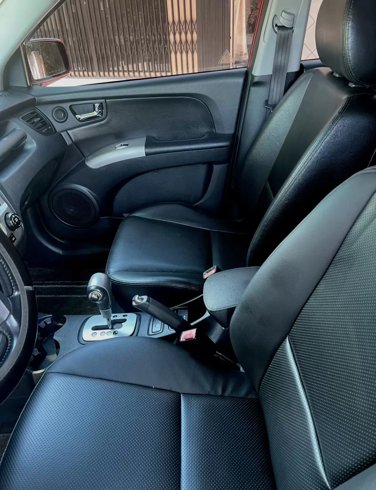 KIA Sportage 2008 diésel, automática, cuero, 133.000 km, impecable