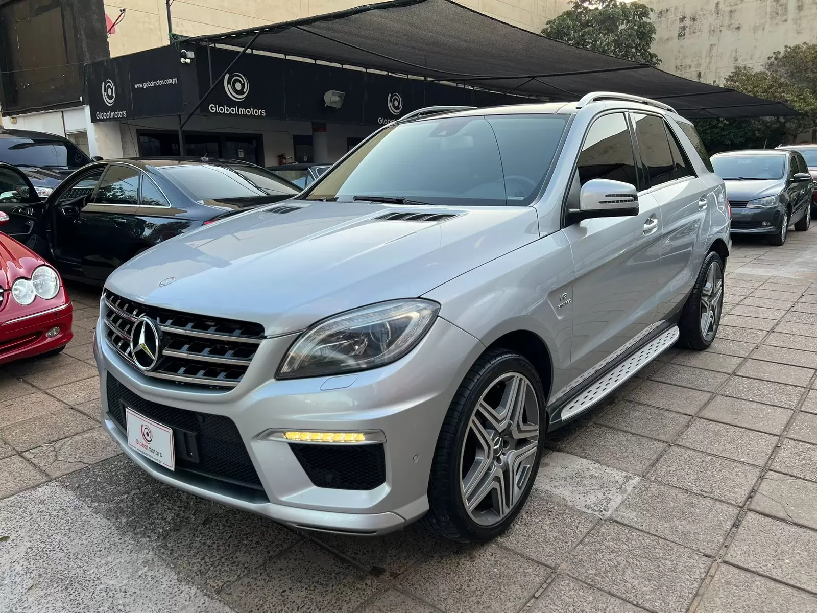 Mercedes Benz ML 63 AMG 2013 en Globalmotors: Lujo y potencia.