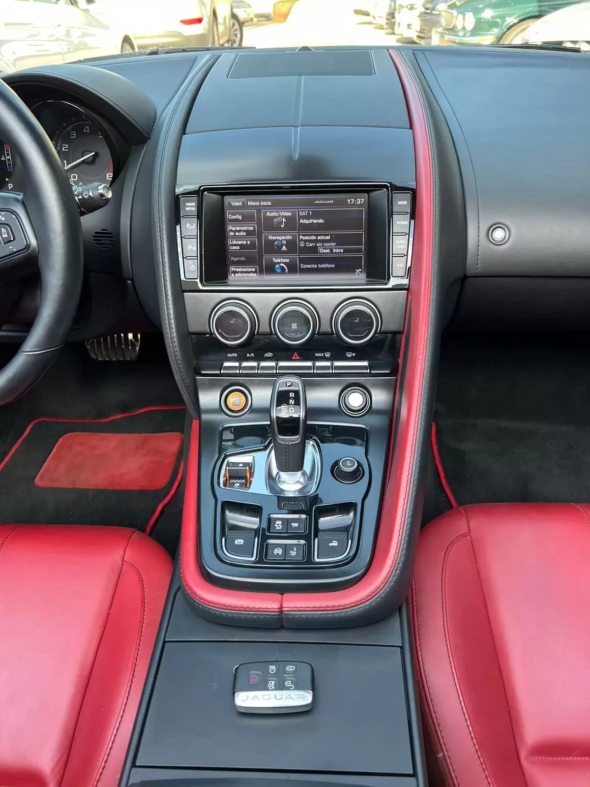 Jaguar F-Type Convertible Full 2014 en Globalmotors: lujo y potencia.