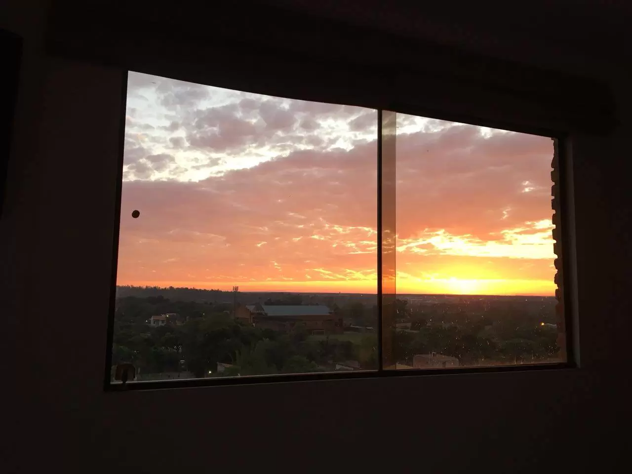 Departamento Moderno 83m2, 2 Parkings, Zona Primer Presidente, Alquiler