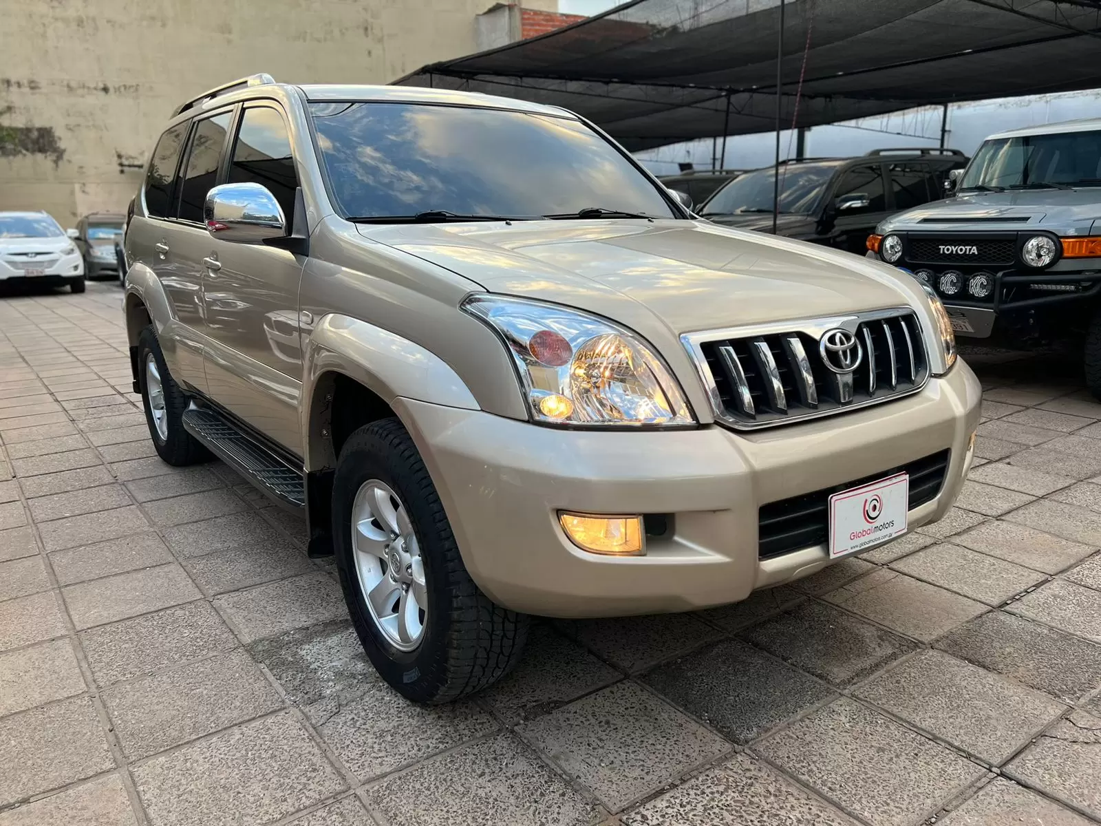Toyota Prado VX 4×4 2009 en Globalmotors: ¡Descubre la aventura todoterreno!