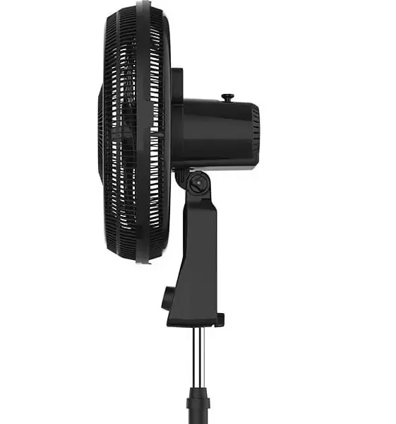 Ventilador de Pie Oster® Super Breeze, Potente y Regulable