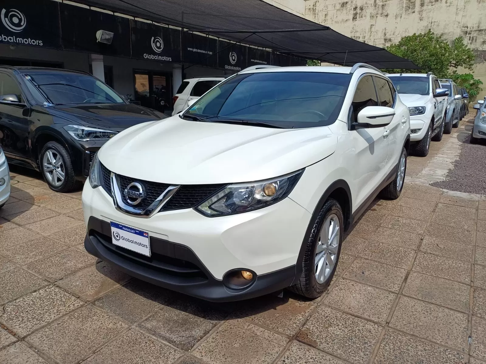 Nissan Qashqai 2018 en Globalmotors: SUV compacto con estilo y tecnología.