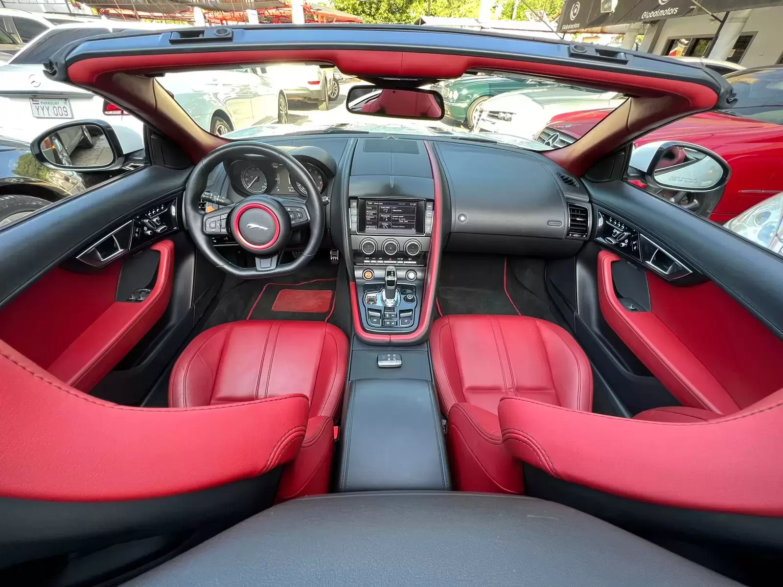 Jaguar F-Type Convertible Full 2014 en Globalmotors: lujo y potencia.