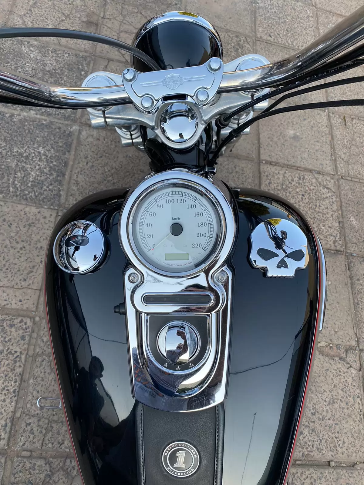 Harley Davidson Dyna Super Glide 2009 en Globalmotors, Asunción, Paraguay.