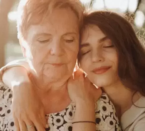 La desconfianza de los adultos mayores en la información de salud generada por IA