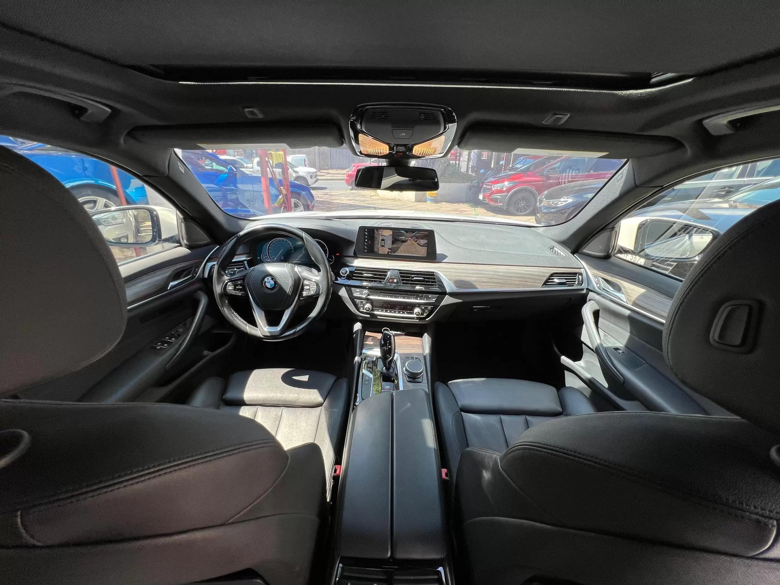 BMW 530i Sport Line Package 2018 en Globalmotors: Lujo y potencia.