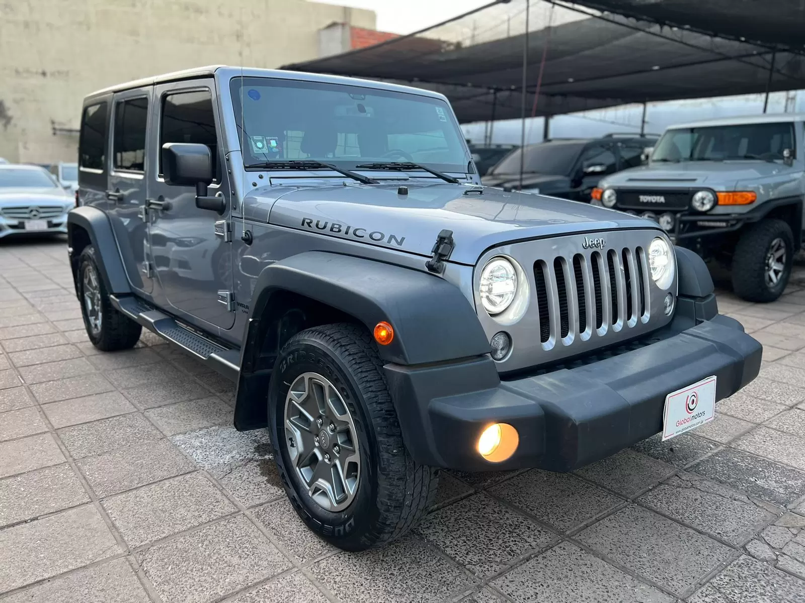 Jeep Rubicon 4×4 2016 - Todo terreno de alto rendimiento