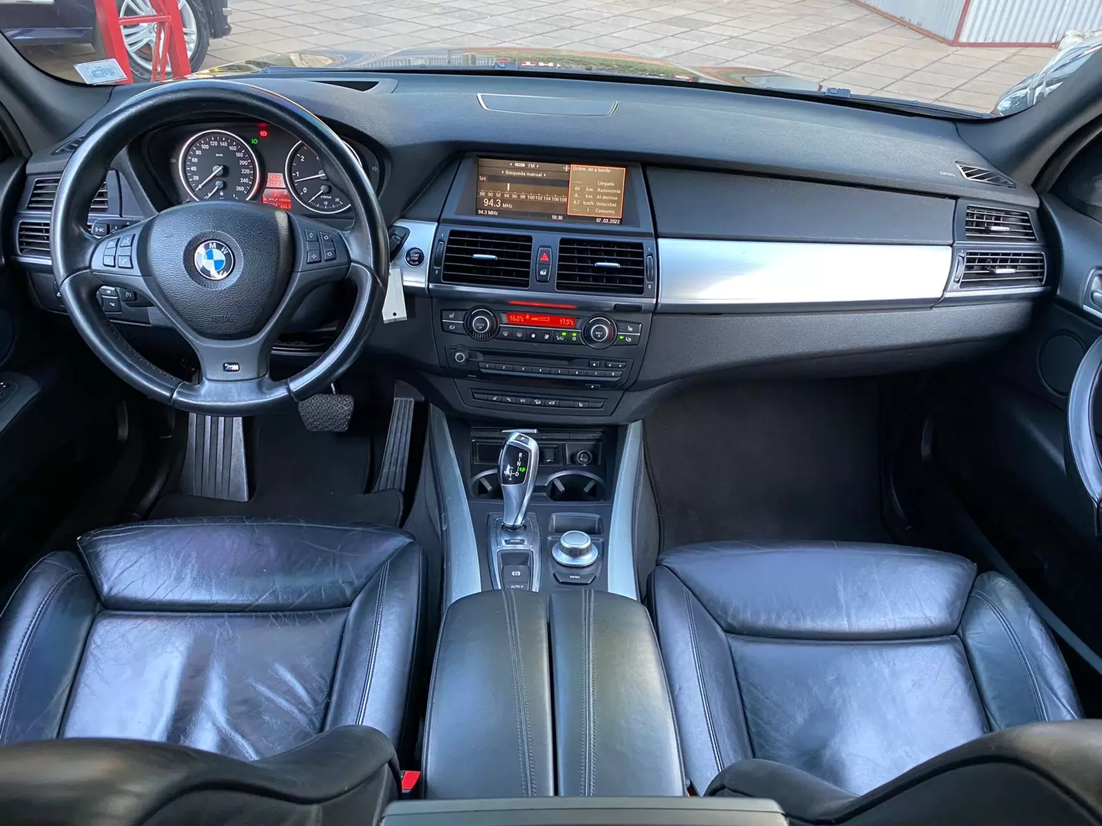 BMW X5 Look M 2009 en Globalmotors: lujo, potencia y elegancia.