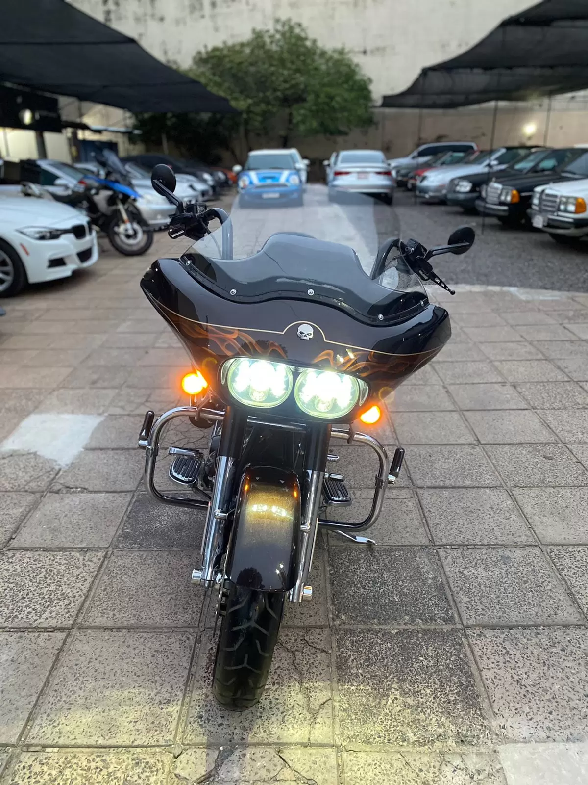 Harley Davidson CVO Road Glide 2012 en Globalmotors, Asunción, Paraguay