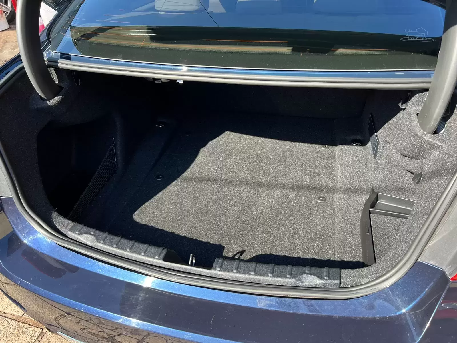 BMW 320i Luxury 2015 en Globalmotors: Lujo, rendimiento y elegancia.