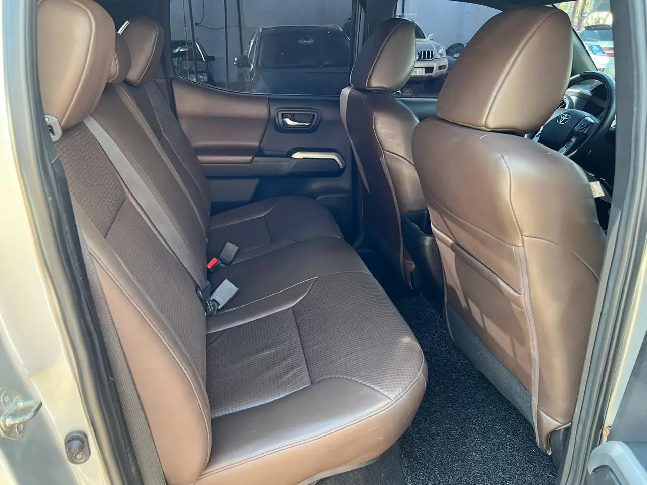 Toyota Tacoma Limited 4×4 2018 en Globalmotors: Resistente, versátil y lujosa.