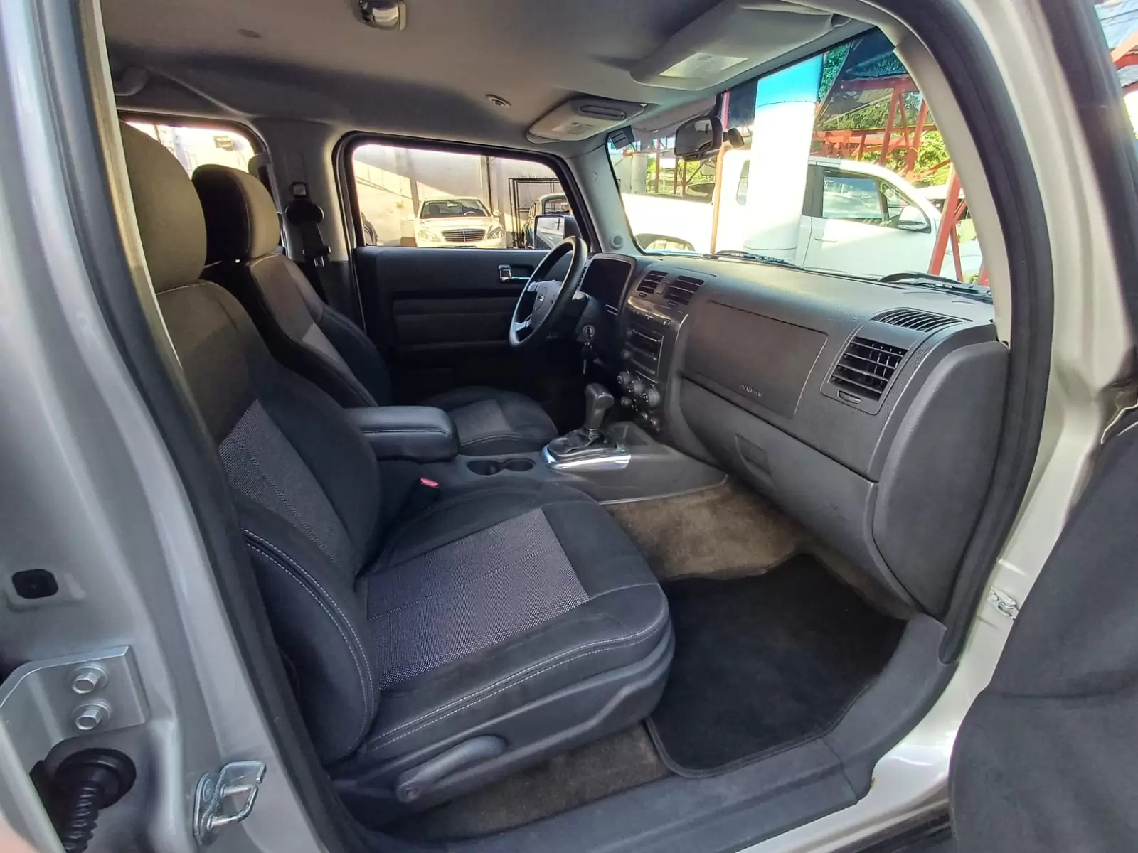 Hummer H3 4×4 2007 en Globalmotors: Potente todoterreno compacto y resistente.