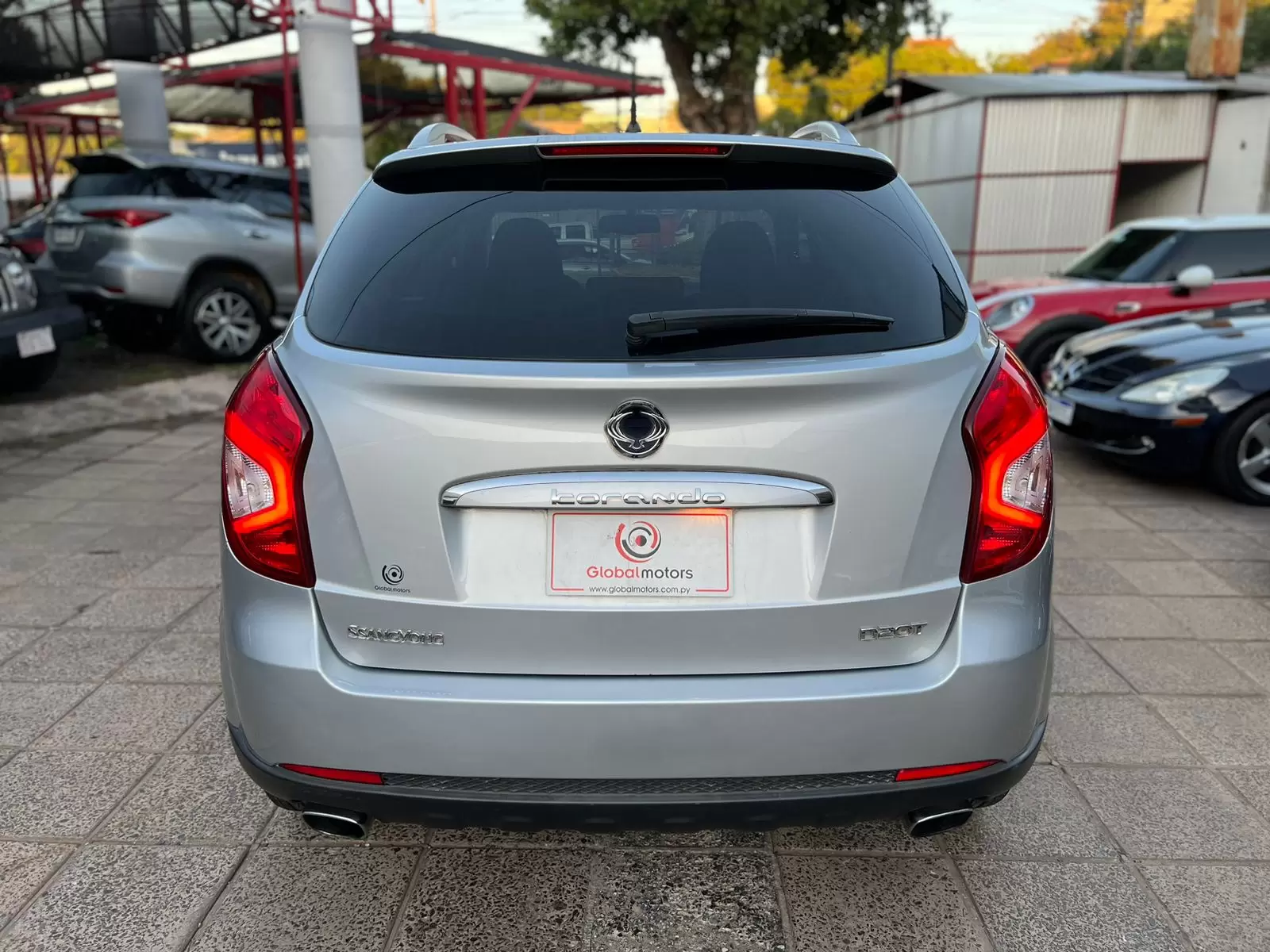 Ssangyong Korando D20T 2017 - SUV compacto, potente y elegante.