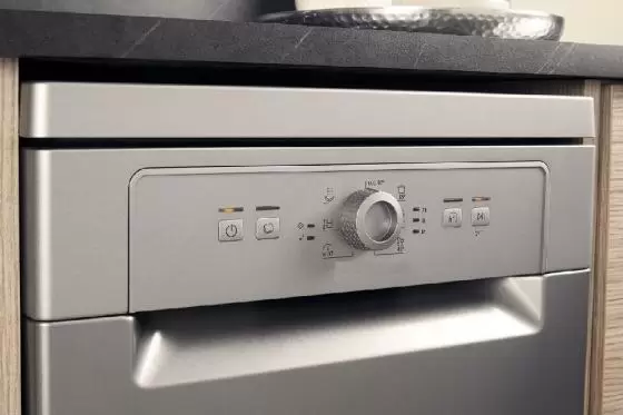 Lavavajillas Ariston LSFE1B19S 10 Sets Silver 45cm - Eficiencia compacta