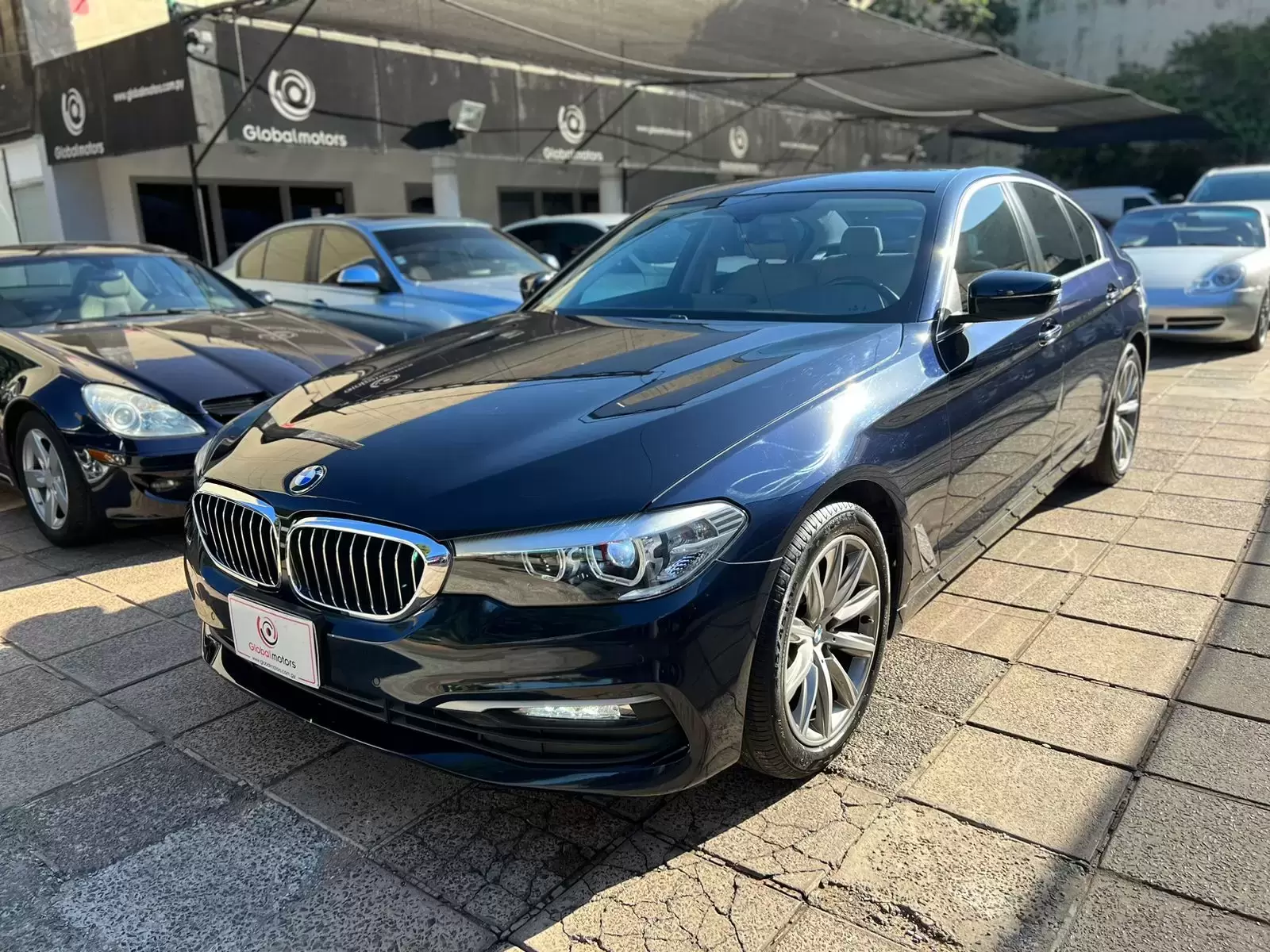BMW 520d Full 2019 en Globalmotors: Lujo, potencia y tecnología.