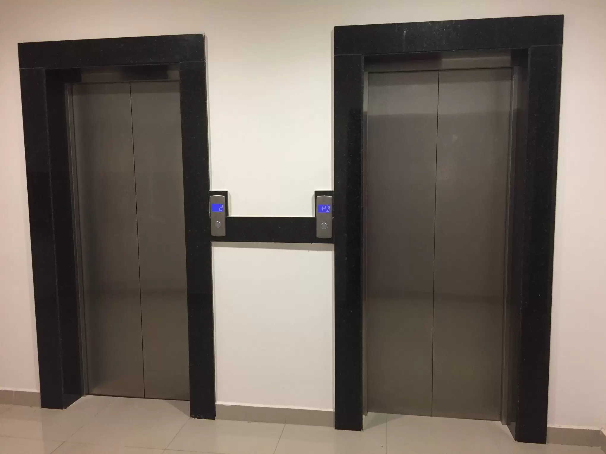 Departamento Moderno 83m2, 2 Parkings, Zona Primer Presidente, Alquiler