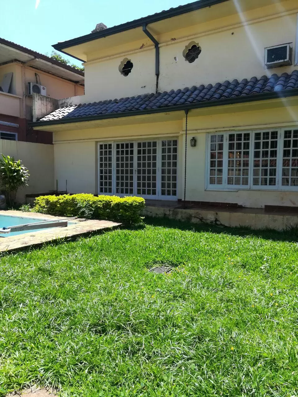 Casa en Recoleta, 4 dormitorios, piscina, quincho y cocheras