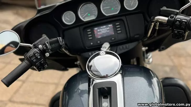 Harley Davidson Ultra 2015 en Globalmotors: Touring, 30000 km, Asunción.