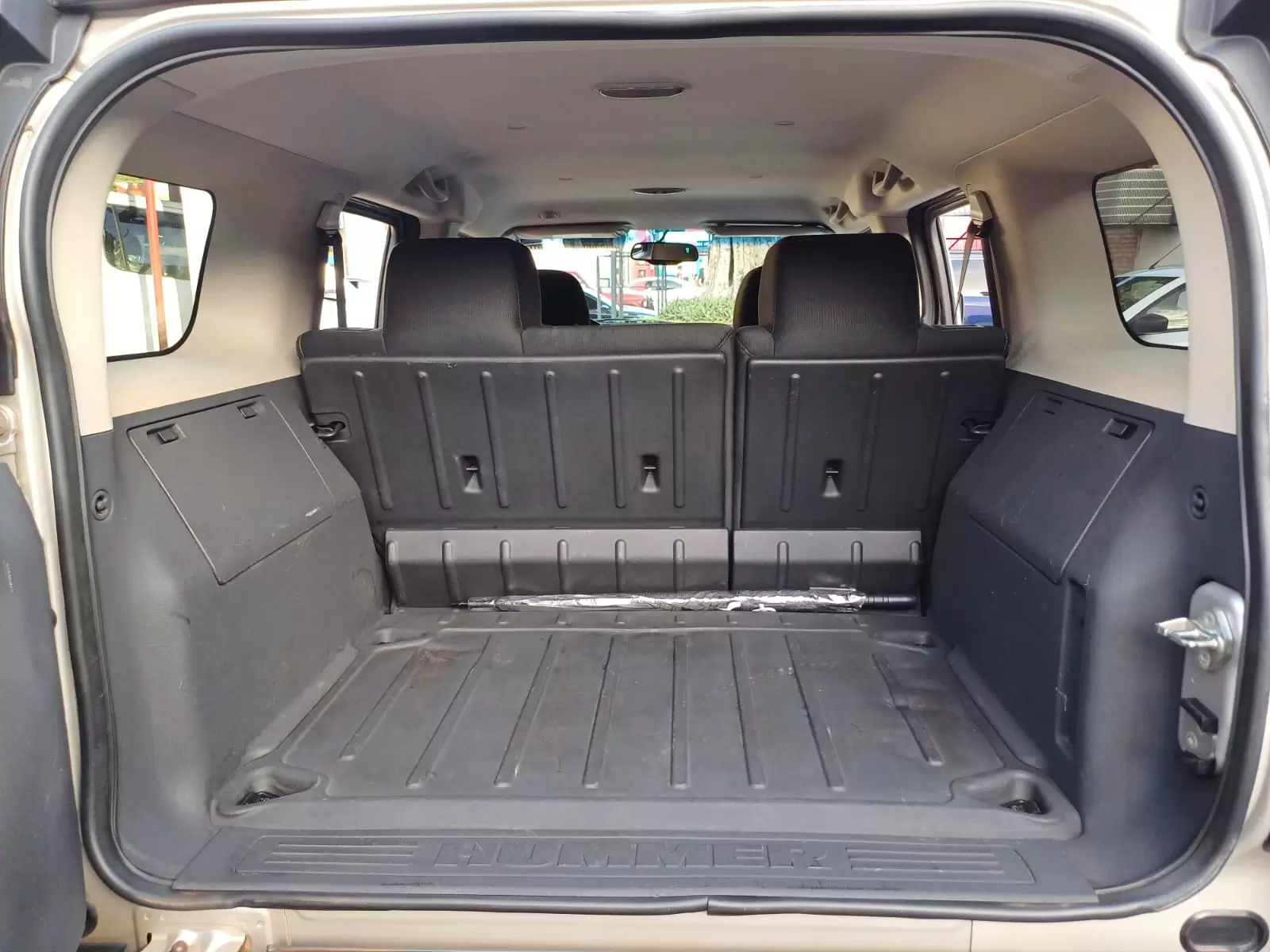 Hummer H3 4×4 2007 en Globalmotors: Potente todoterreno compacto y resistente.