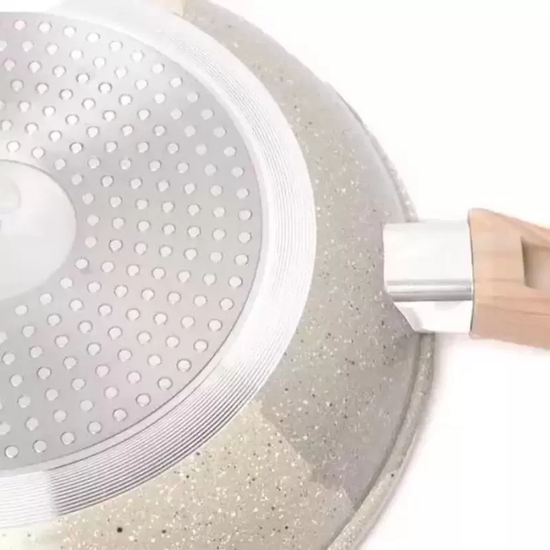 Sartén Oster 22CM Beige, antiadherente y apta para inducción.