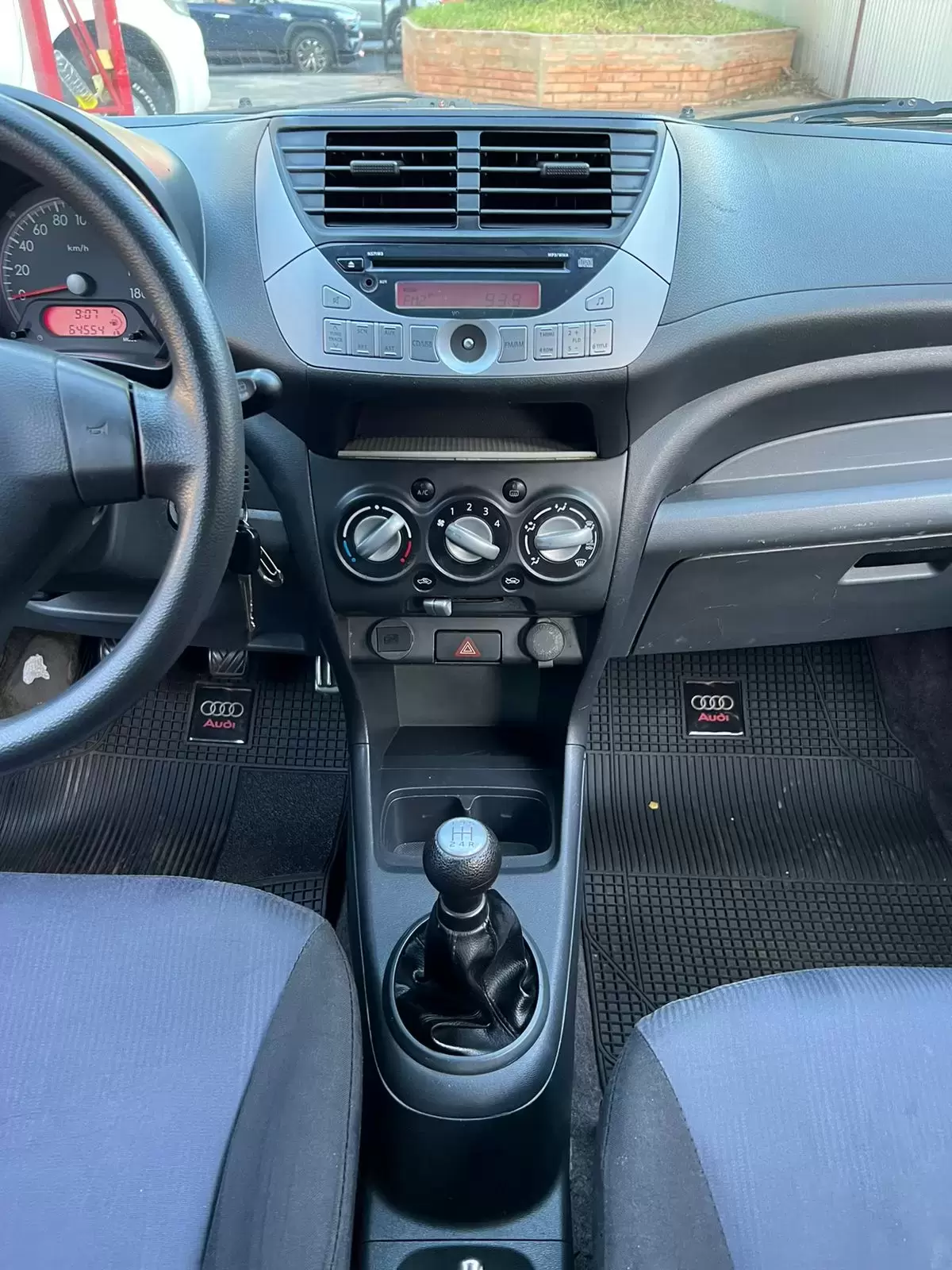 Suzuki Celerio 2015 en Globalmotors: Compacto, económico y eficiente.