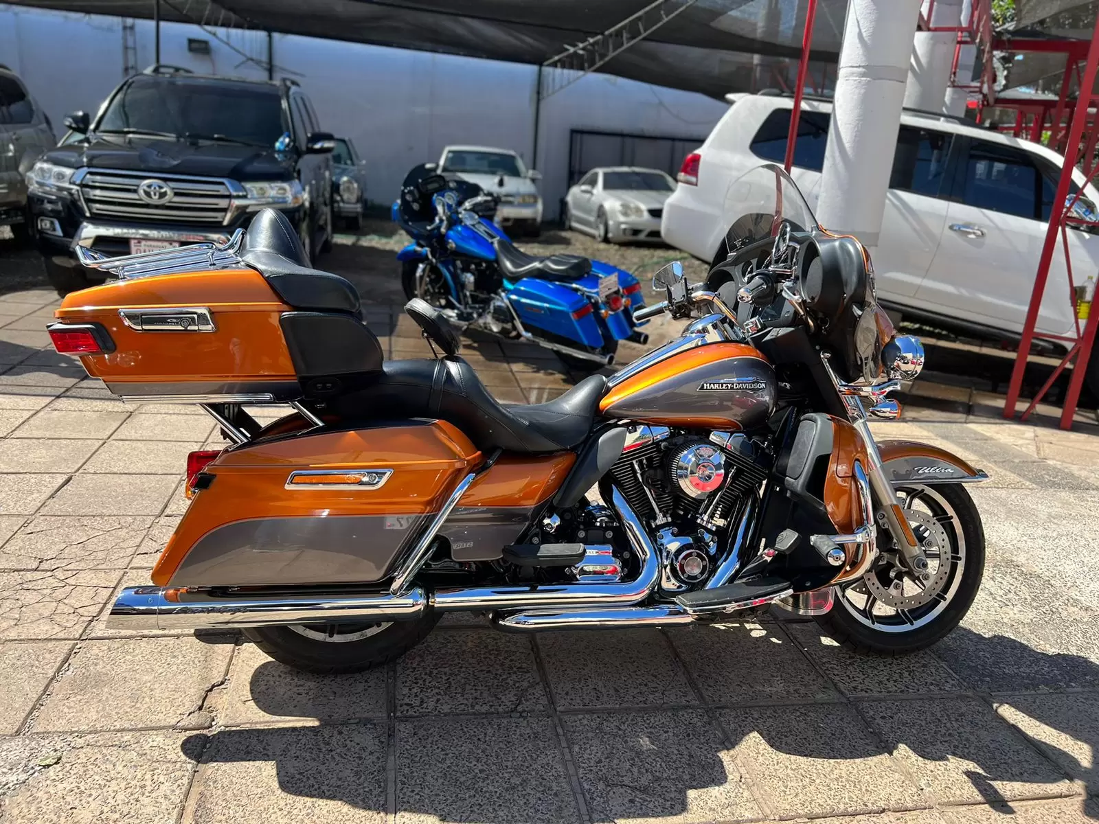 Harley Davidson Ultra 2014 en Globalmotors: Potencia y elegancia emblemáticas.