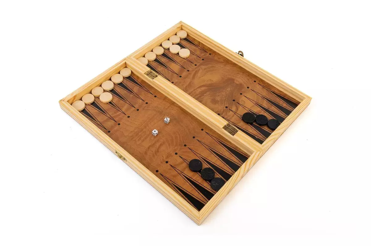 Juego de Ajedrez 3 en 1 - Tablero con Backgammon