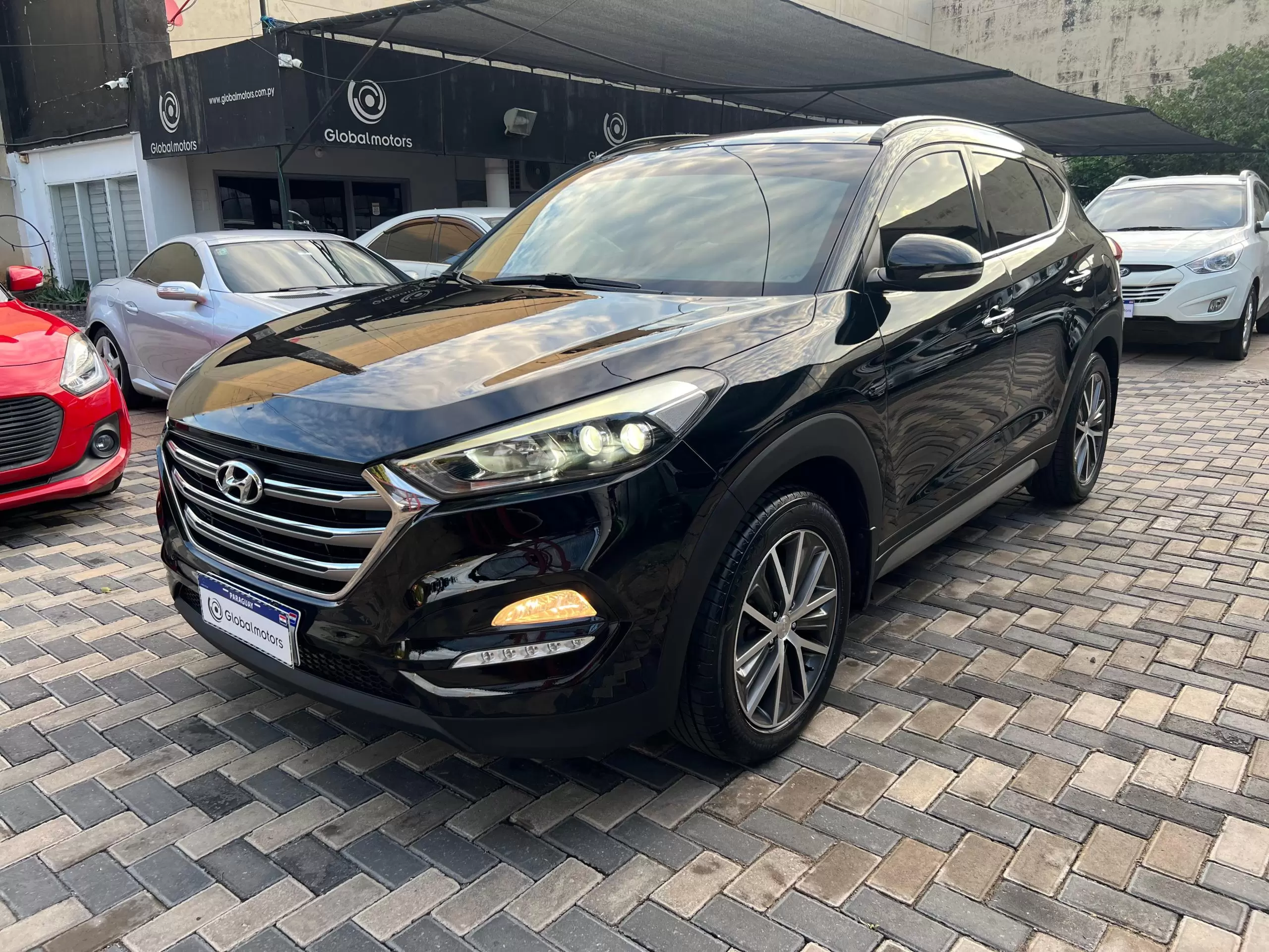 Hyundai Tucson Full 2017 en Globalmotors: Estilo, comodidad y tecnología.