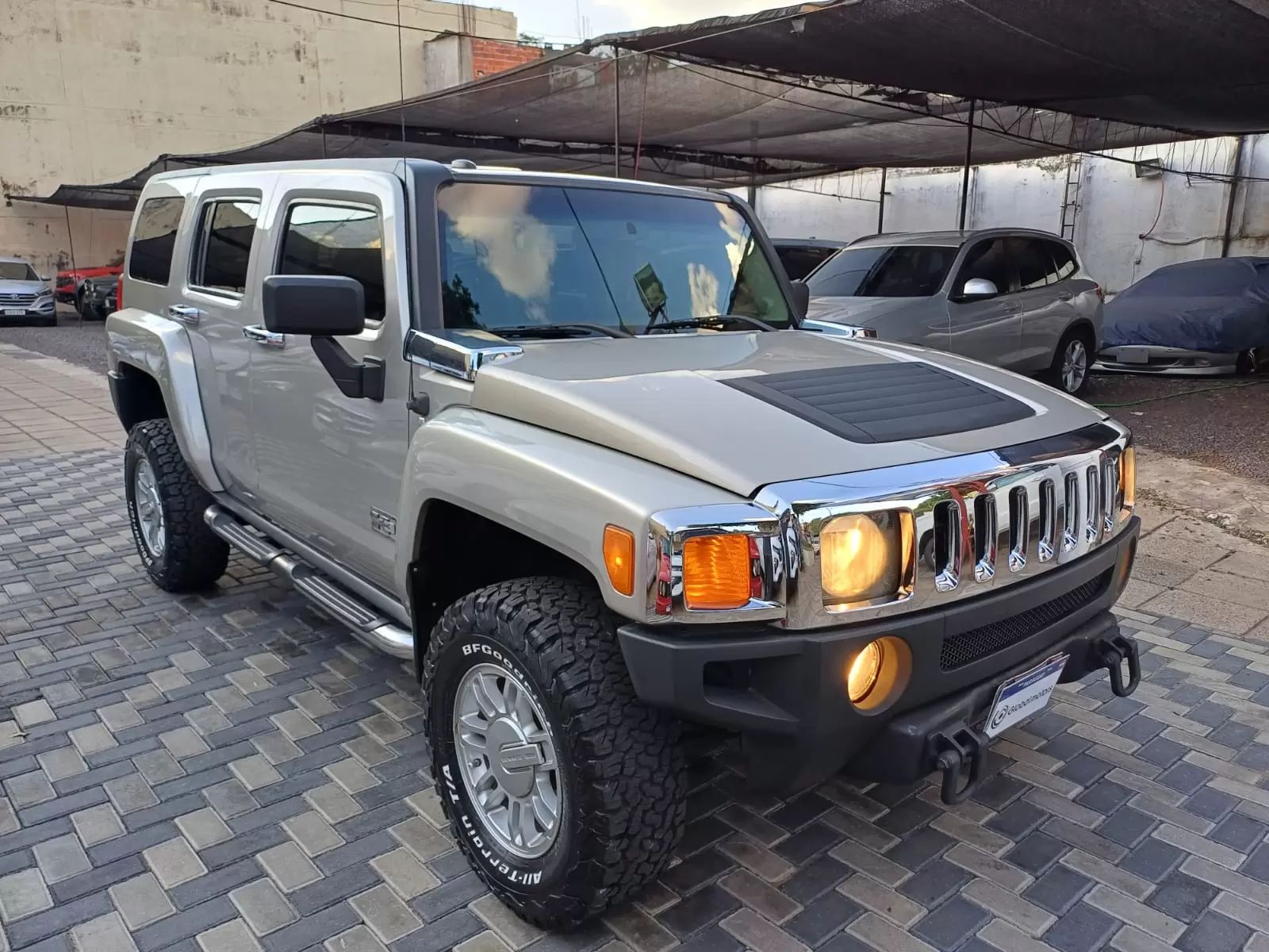 Hummer H3 4×4 2007 en Globalmotors: Potente todoterreno compacto y resistente.